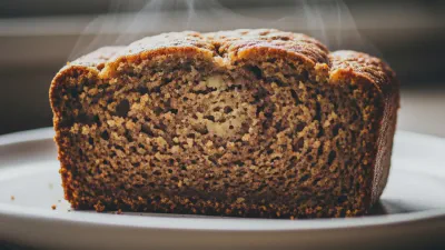 Photo de : Whole30 Compliant Fruit-Only Banana Bread